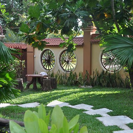 Palm House Boutique Resort Кеп Екстер'єр фото